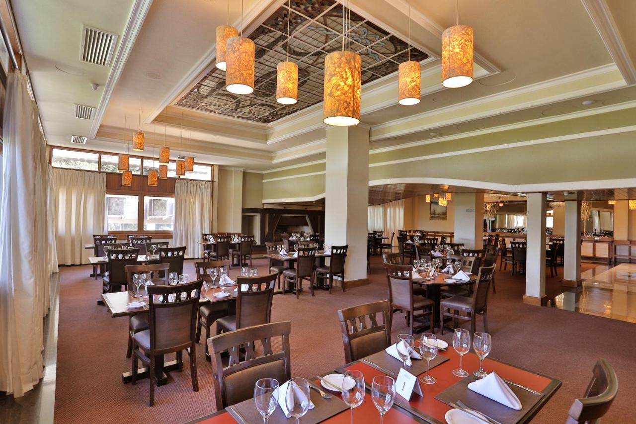 Tri Hotel กาเนรา ภายนอก รูปภาพ
