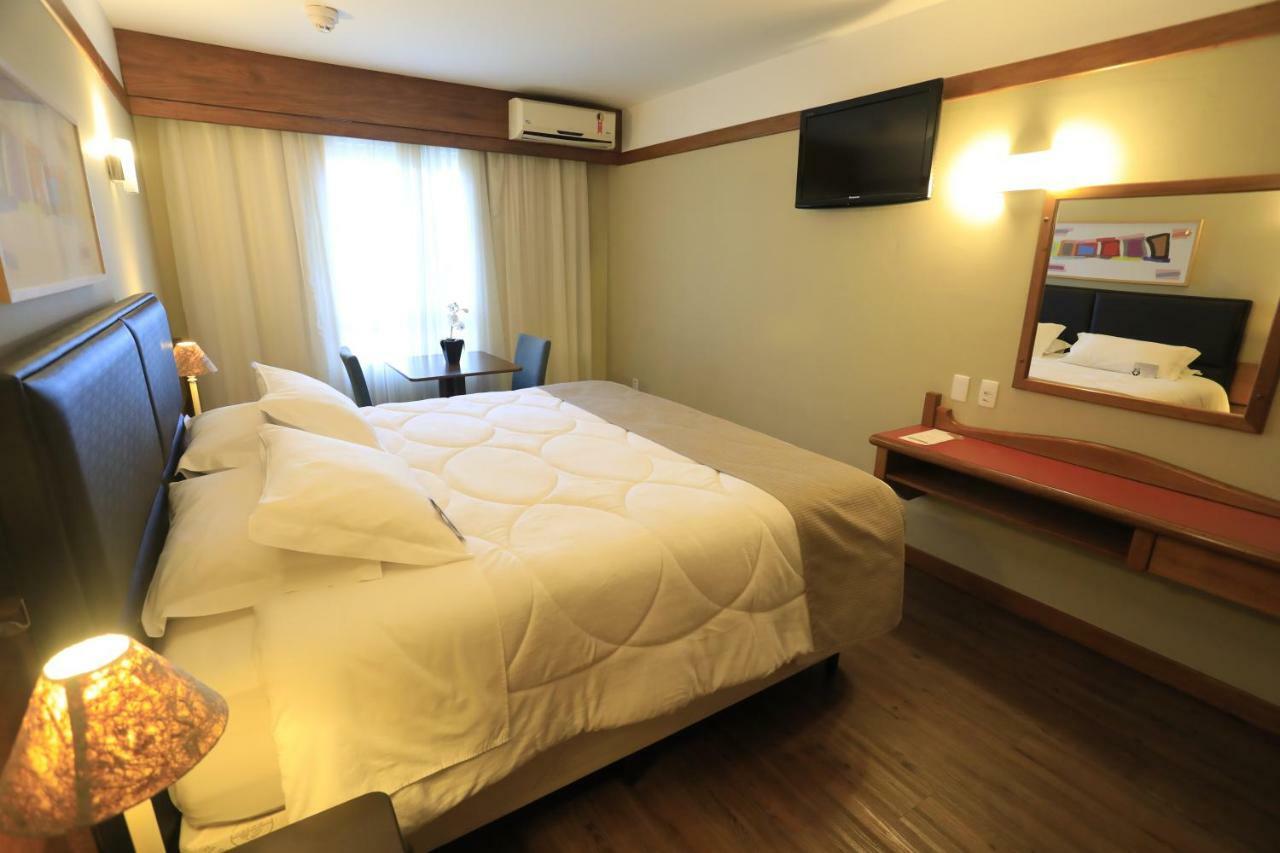 Tri Hotel กาเนรา ภายนอก รูปภาพ