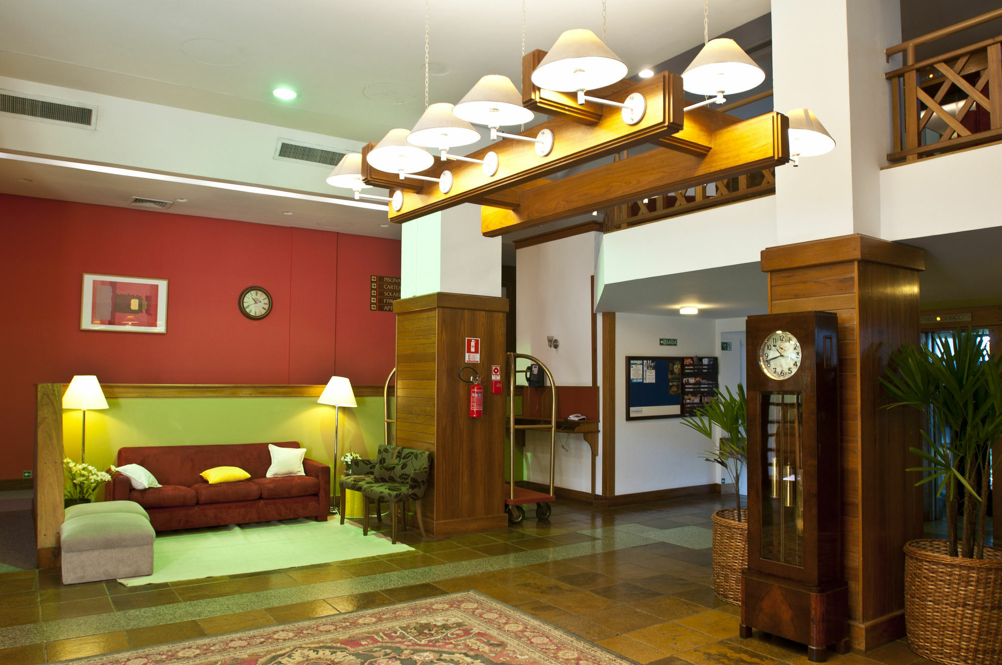 Tri Hotel กาเนรา ภายนอก รูปภาพ