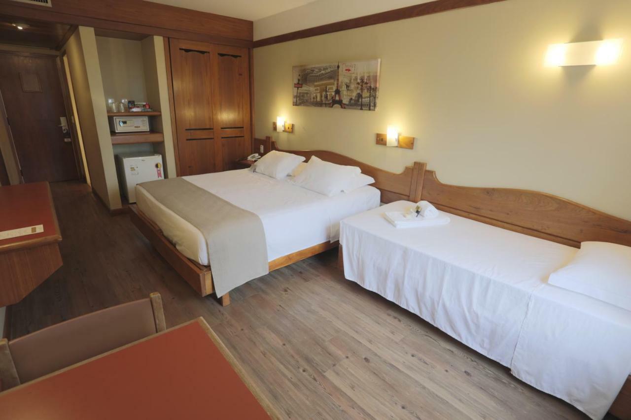 Tri Hotel กาเนรา ภายนอก รูปภาพ